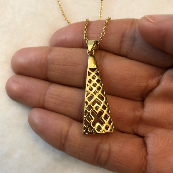NWOT | Modern Hollow Geometric Pendant & Necklace - Picture 1 of 8